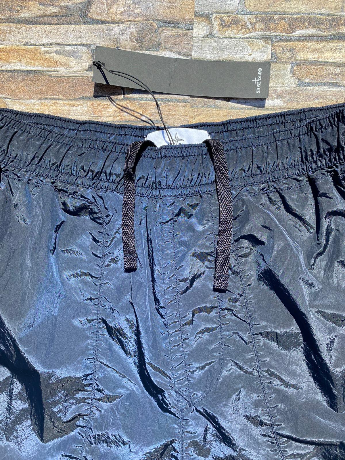 STONE ISLAND NYLON METAL SHORTS - X Clothing