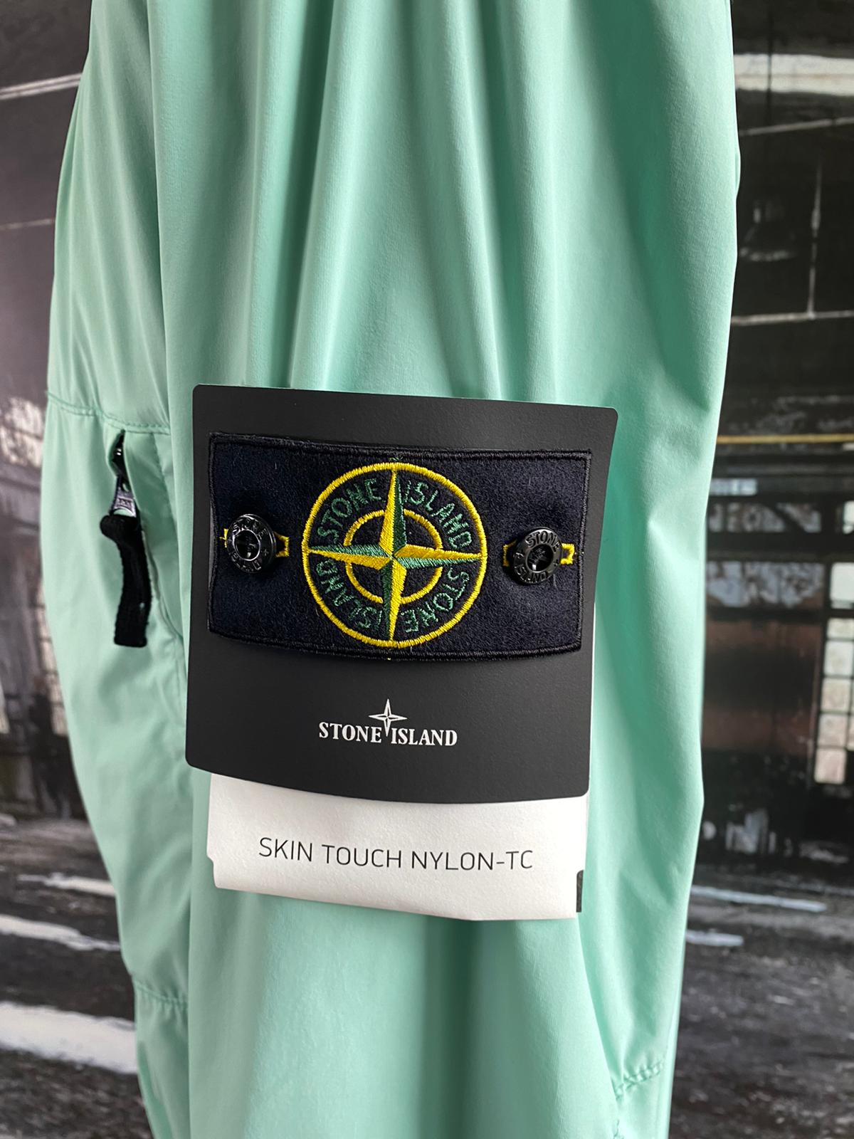 STONE  Skin Touch Nylon ワッペン欠品 Stone Island - Skin Touch Nylon Packable Zip Jacket | HBX