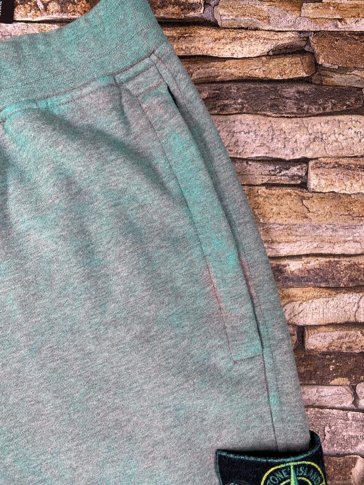 STONE ISLAND DUST COLOUR TREATMENT FLEECE SHORTS - X Clothing