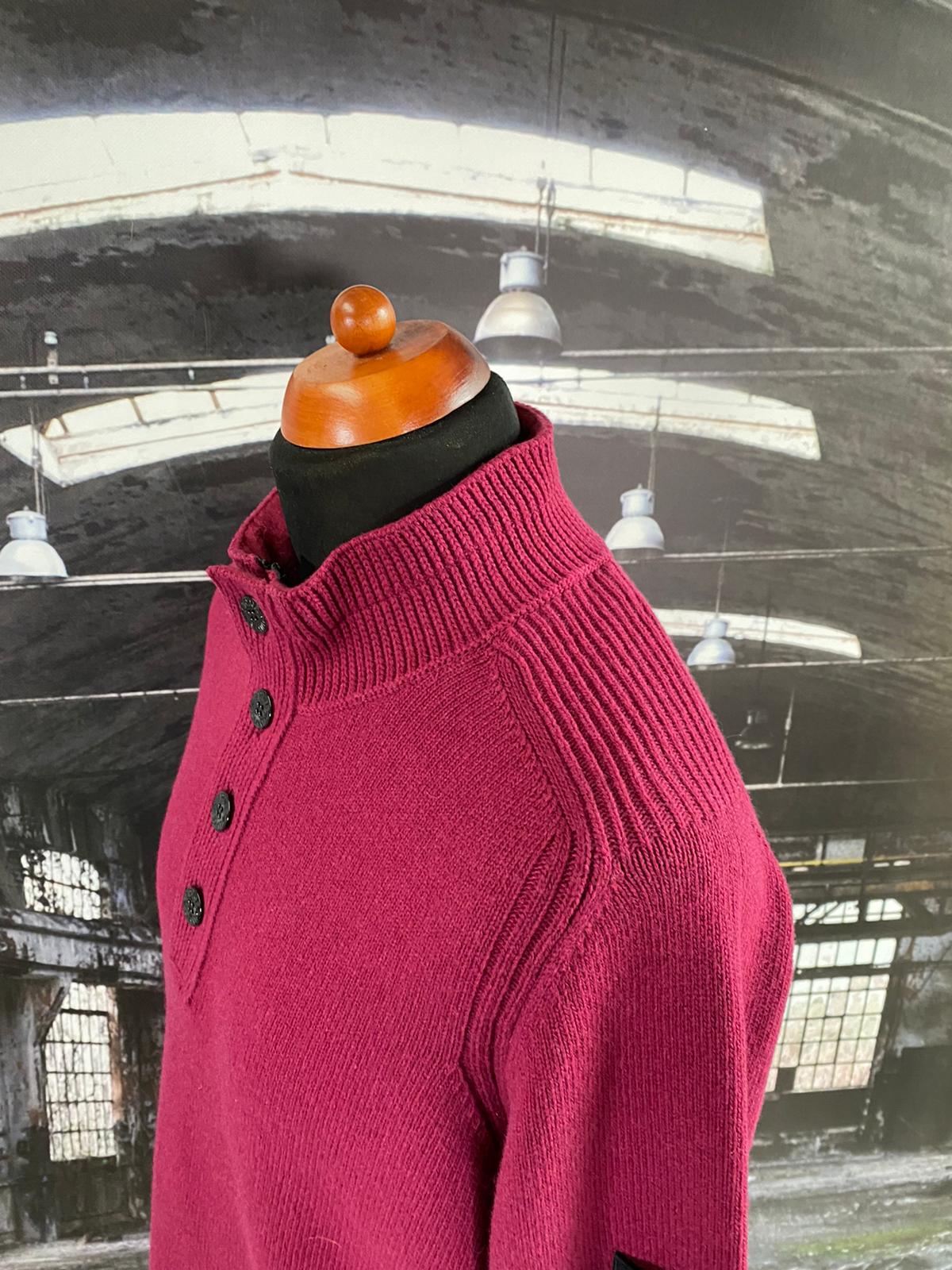 STONE ISLAND QUARTER BUTTON KNIT - X Clothing STONE ISLAND QUARTER BUTTON KNIT - X Clothing