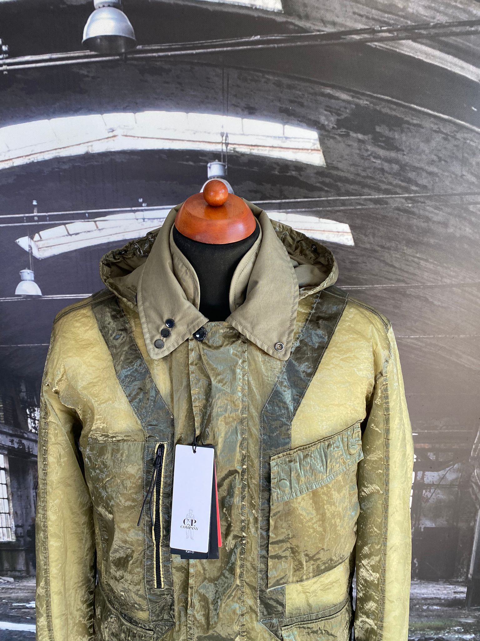 C.P. COMPANY KAN D GOGGLE JACKET - X Clothing