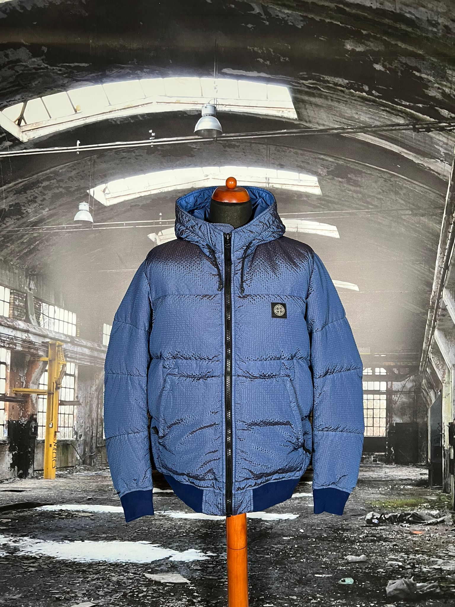 STONE ISLAND POLY COLOUR FRAME DOWN TC - X Clothing