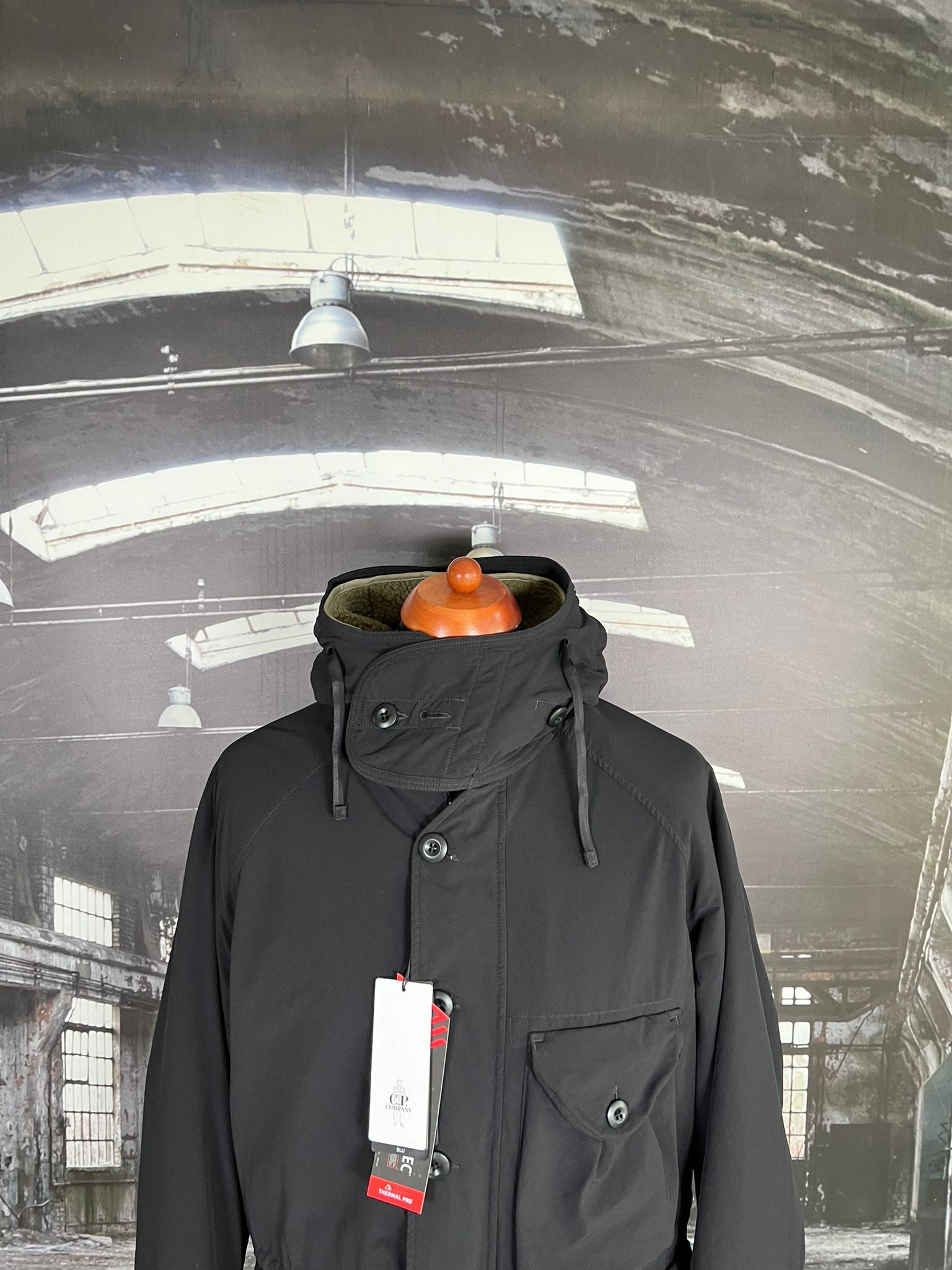 未使用品 C.P. COMPANY DYSHELL GOGGLE JACKET C.P. Company - Dyshell Goggle Jacket | HBX - HYPEBEAST 為您