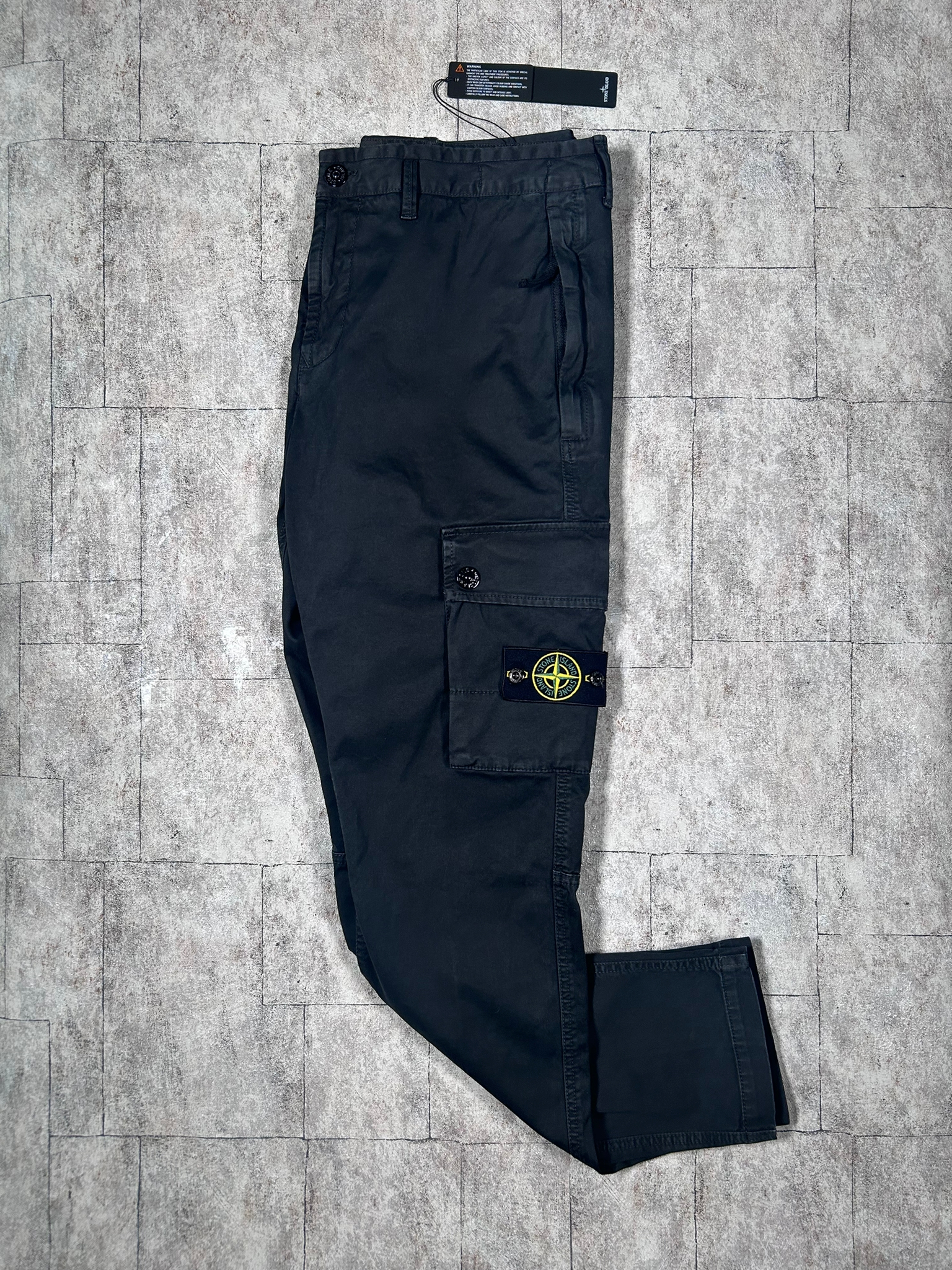 STONE ISLAND CARGO PANTS - X Clothing