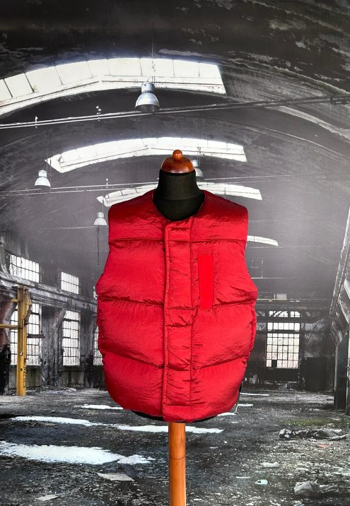 STONE ISLAND NYLON METAL IN ECONYL® REGENERATED NYLON DOWN GILET