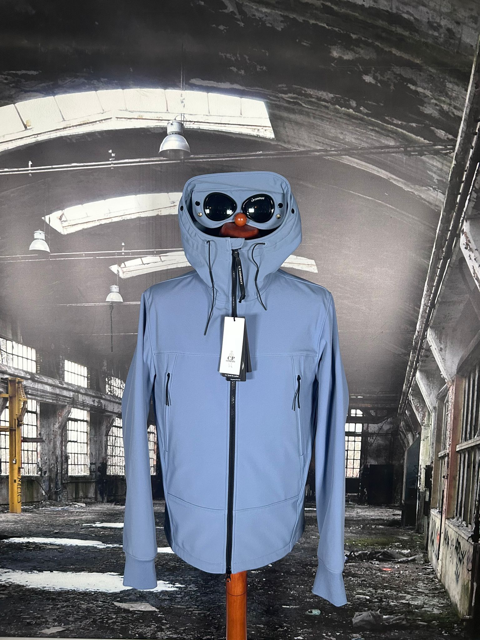 C.P. COMPANY SHELL-R GOGGLE JACKET - X Clothing