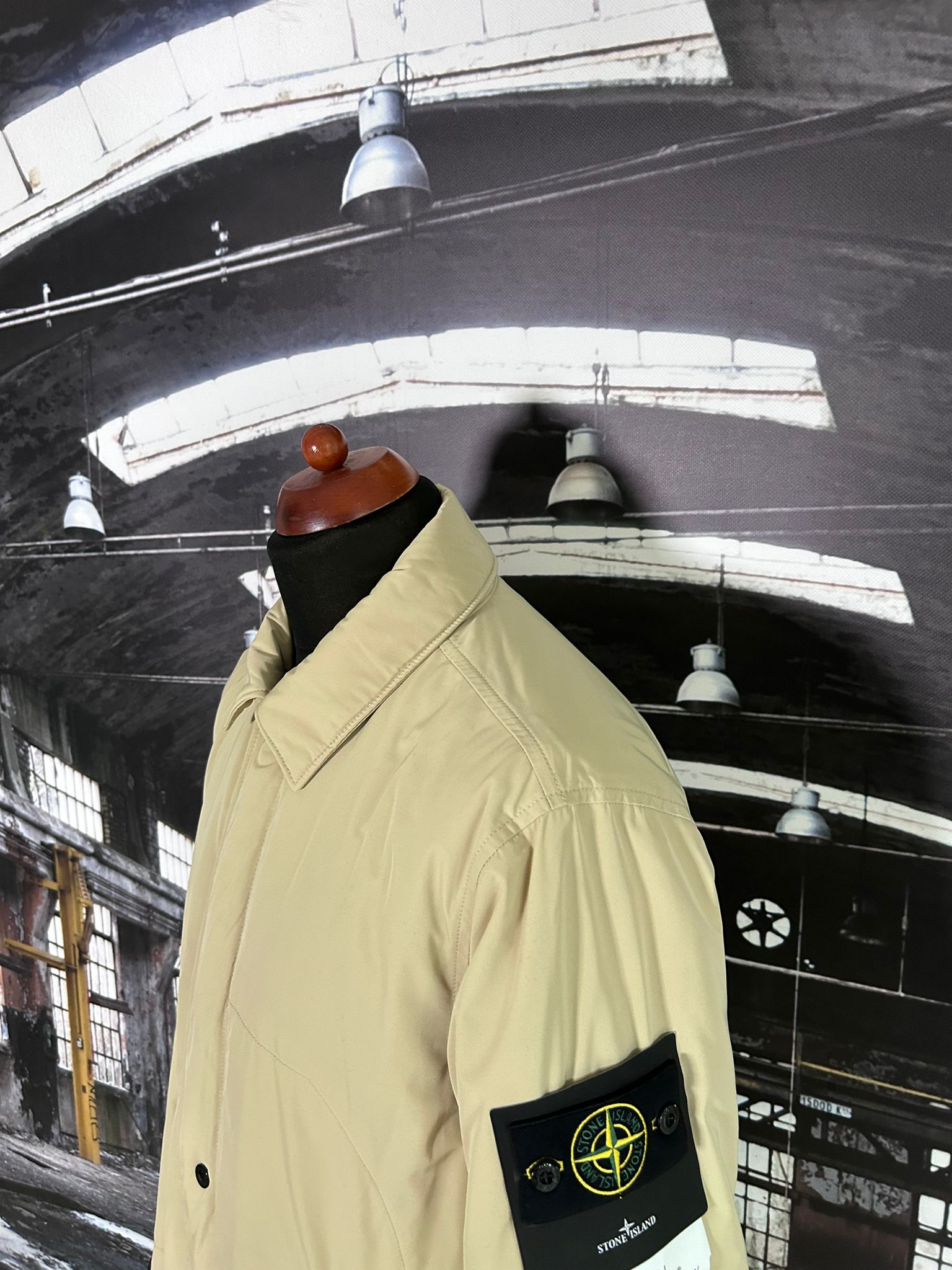 STONE ISLAND MICRO TWILL WITH PRIMALOFT® P.U.R.E INSULATION
