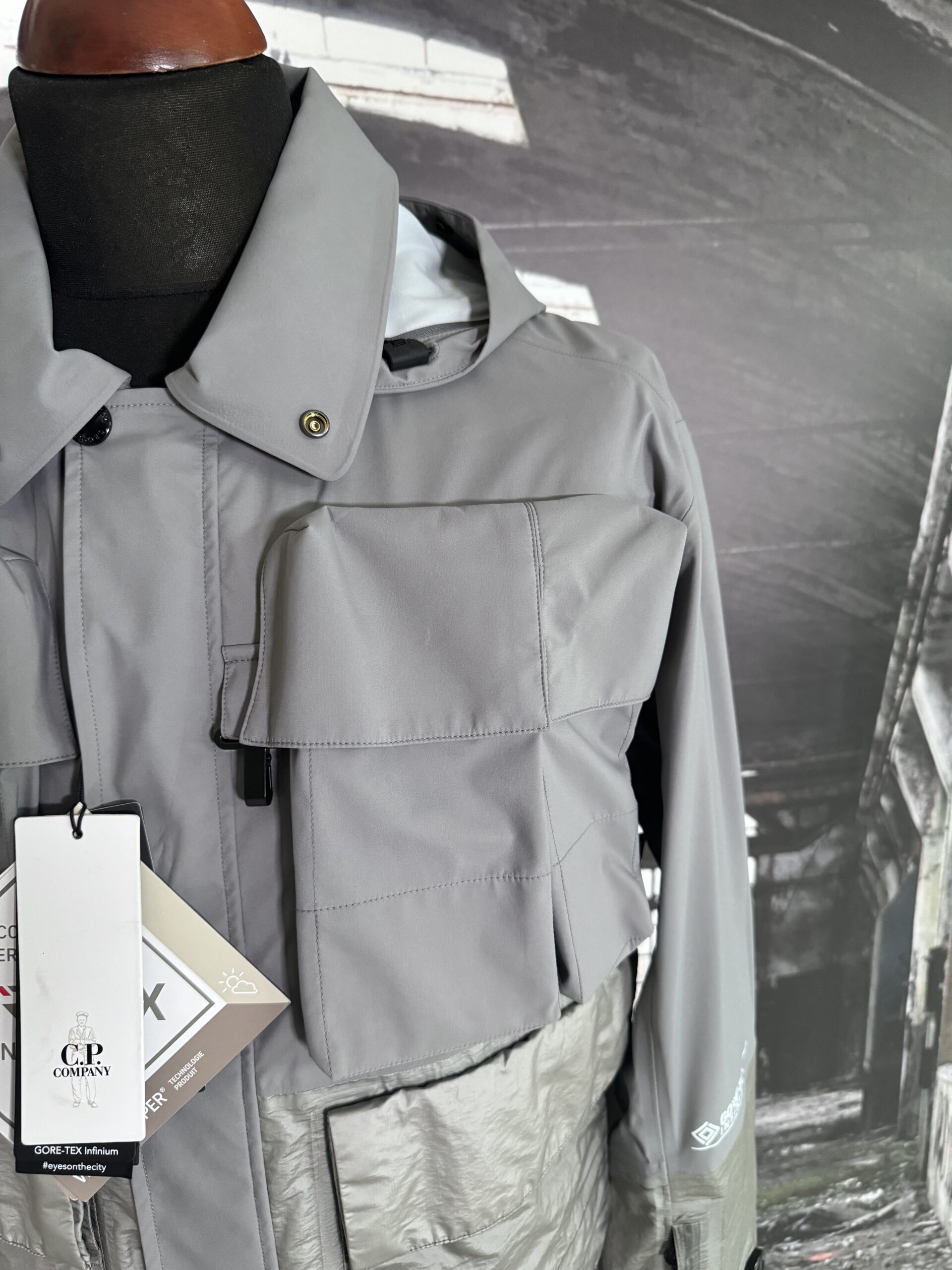 C.P. COMPANY GORE-TEX INFINIUM MIXED DETACHABLE GOGGLE