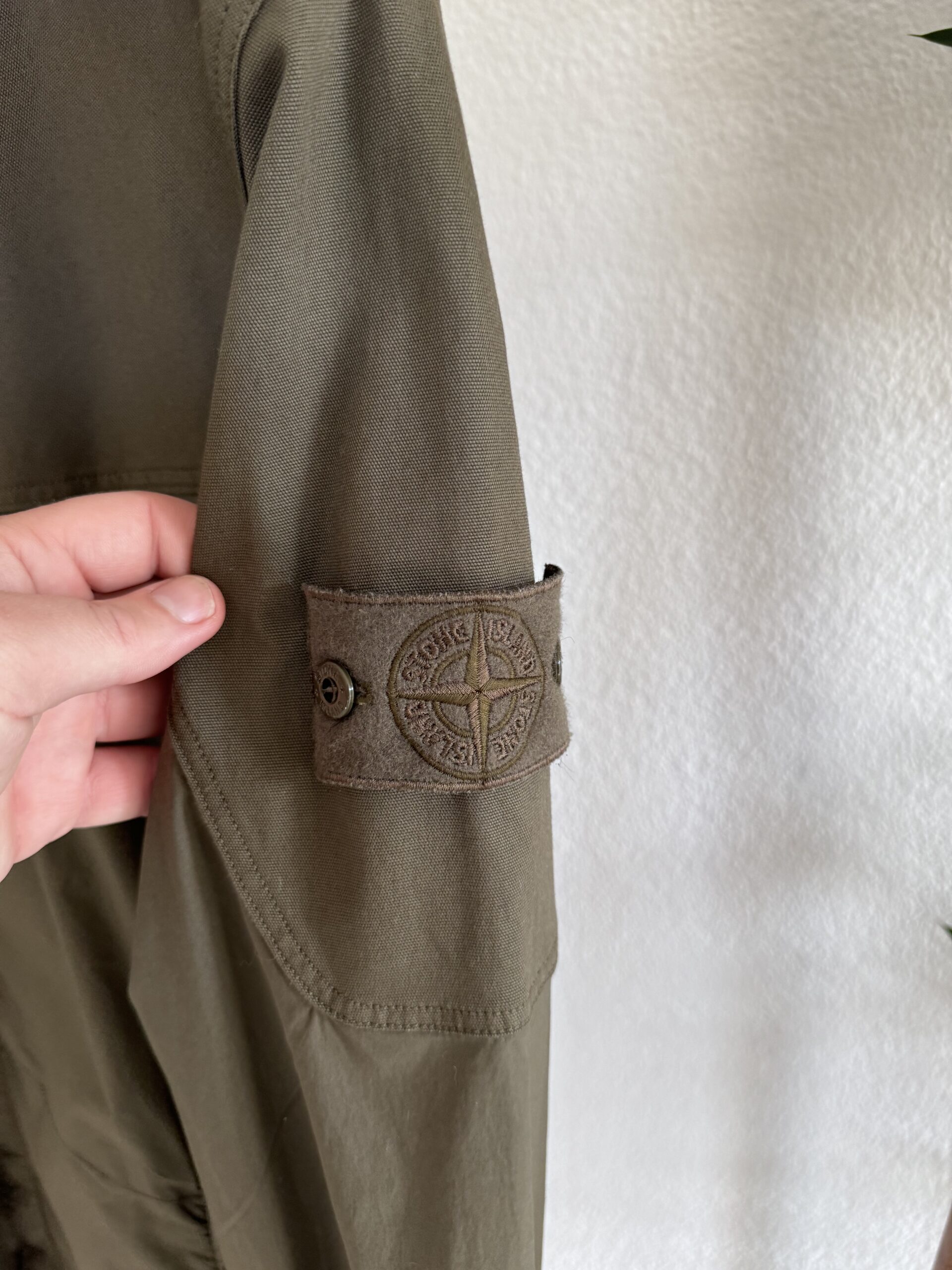 STONE ISLAND GHOST OVERSHIRT - X Clothing