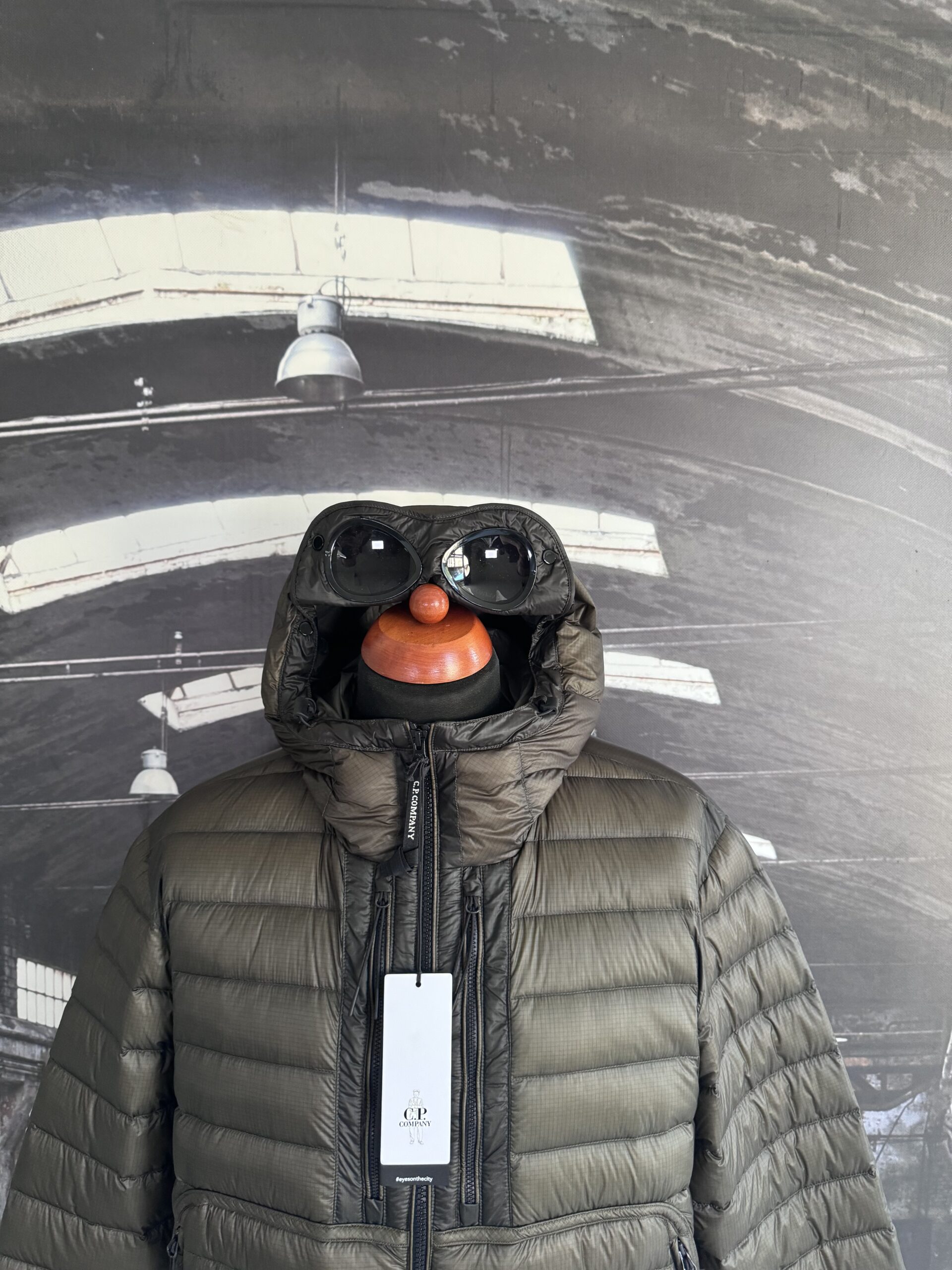 C.P. COMPANY D.D. SHELL GOGGLE DOWN JACKET - X Clothing