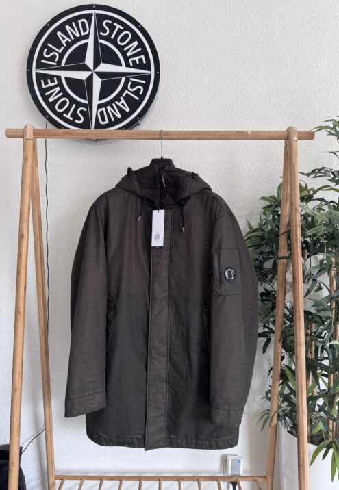 C.P. COMPANY PADDED PRISM LENS PARKA