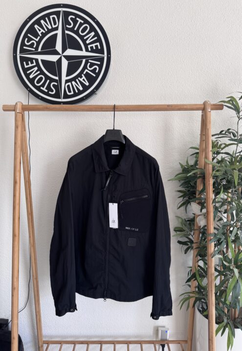 C.P. COMPANY METROPOLIS SERIES FLATT NYLON OVERSHIRT