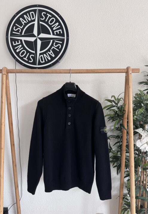 STONE ISLAND LAMBSWOOL HALF ZIP BUTTON SWEATSHIRT
