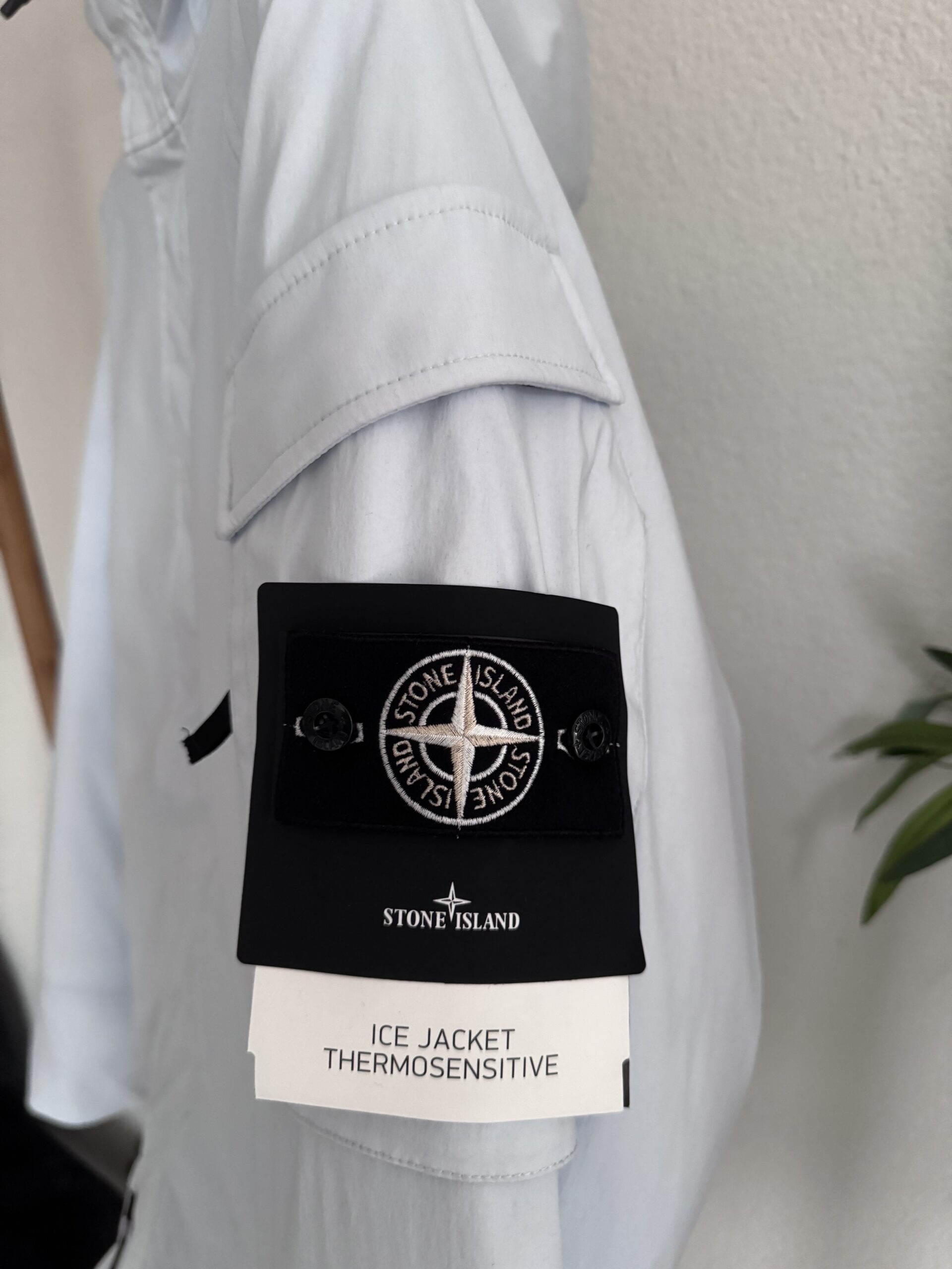 STONE ISLAND ICE JACKET THERMOSENSITIVE - X Clothing STONE ISLAND ICE JACKET THERMOSENSITIVE - X Clothing