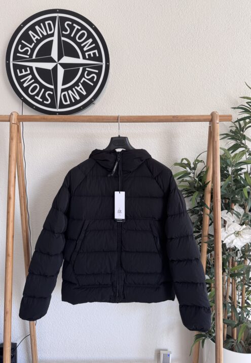 C.P. COMPANY CHROME R HOODED GOGGLE DOWN JACKET