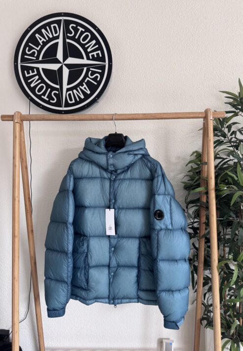 C.P. COMPANY D.D. SHELL DETACHABLE HOOD DOWN JACKET