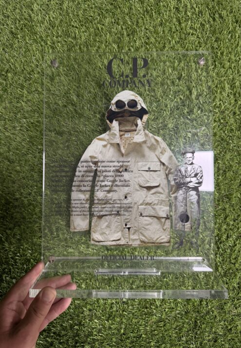 C.P. COMPANY OFFICIAL DEALER MILLE MIGLIA DISPLAY