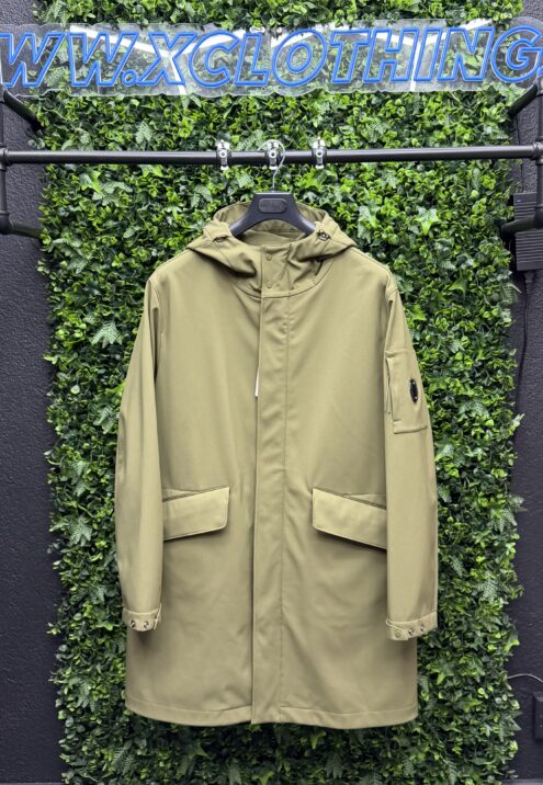 C.P. COMPANY SHELL R FLEECE LINED LENS FISHTAIL PARKA